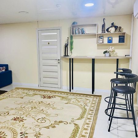 Like Home Hostel Na Shevchenko, 162Б อัลมาตี ภายนอก รูปภาพ