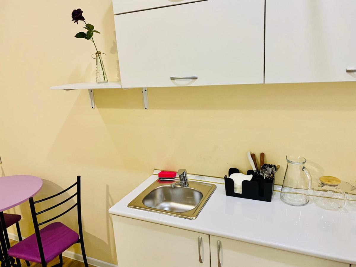 Like Home Hostel Na Shevchenko, 162Б อัลมาตี ภายนอก รูปภาพ