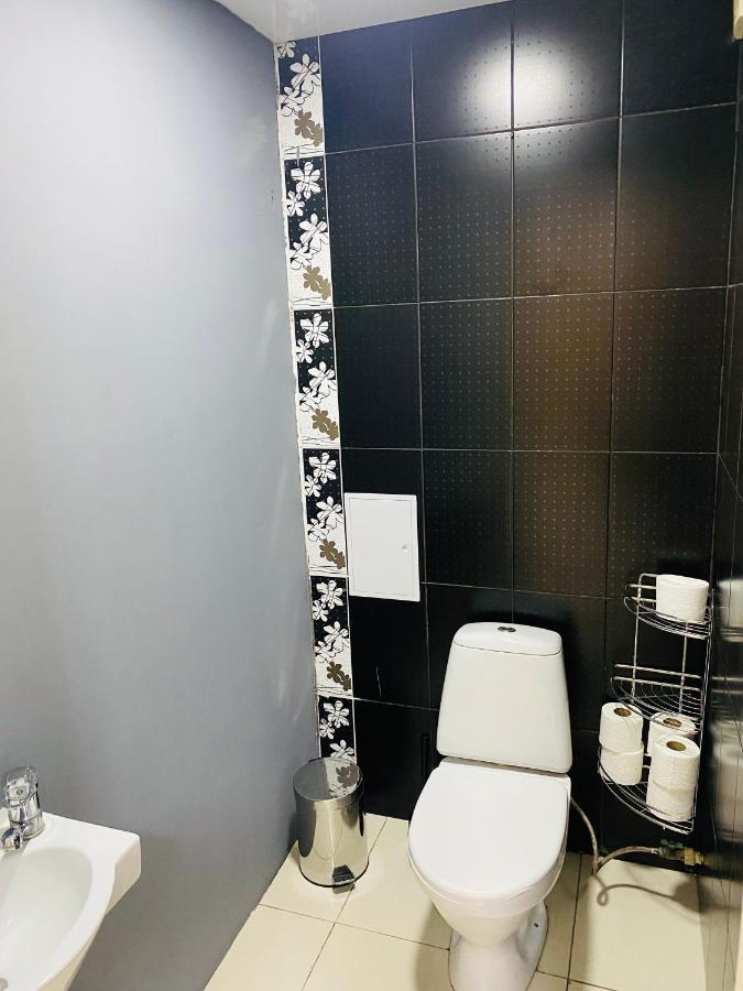 Like Home Hostel Na Shevchenko, 162Б อัลมาตี ภายนอก รูปภาพ