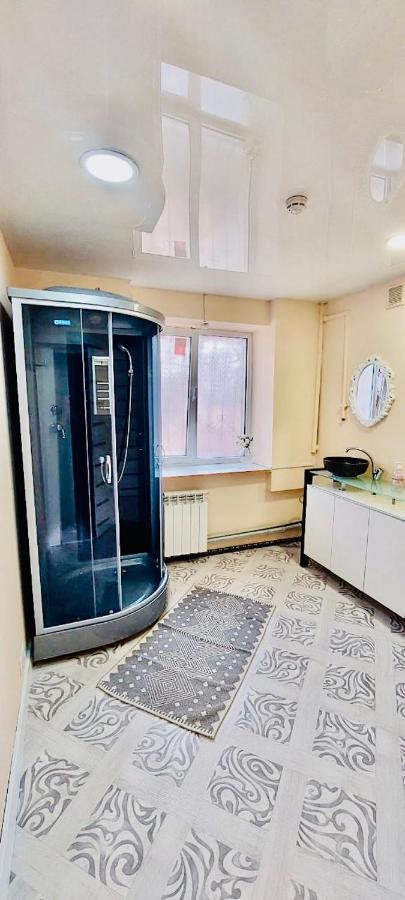 Like Home Hostel Na Shevchenko, 162Б อัลมาตี ภายนอก รูปภาพ
