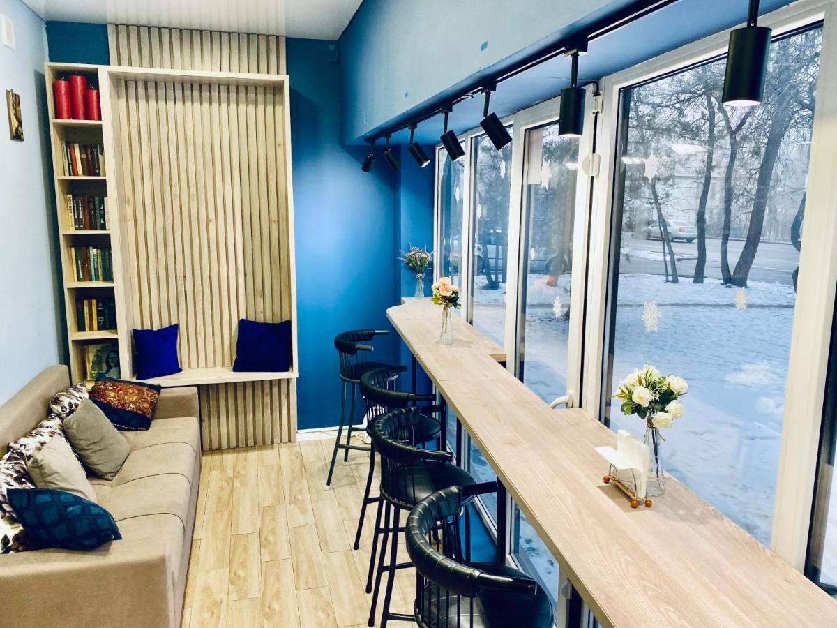 Like Home Hostel Na Shevchenko, 162Б อัลมาตี ภายนอก รูปภาพ