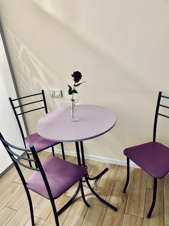 Like Home Hostel Na Shevchenko, 162Б อัลมาตี ภายนอก รูปภาพ